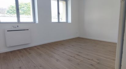 Town house 3 rooms of 81 m² in Provins (77160)