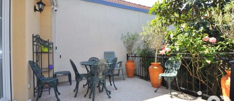 House 7 rooms of 155 m² in Massy (91300)