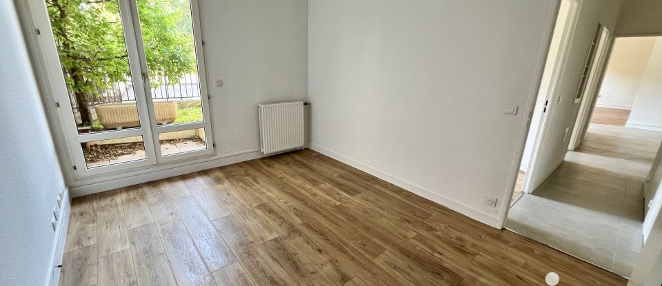 Apartment 3 rooms of 83 m² in - (78290)