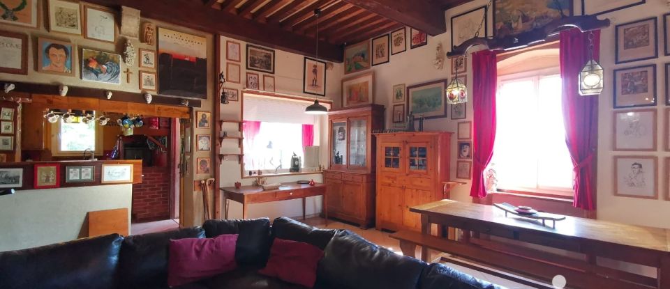 Country house 4 rooms of 150 m² in Contrevoz (01300)