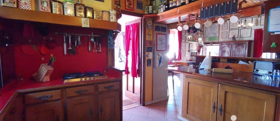 Country house 4 rooms of 150 m² in Contrevoz (01300)