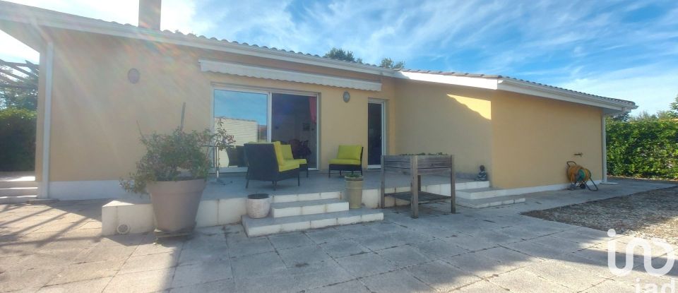 Maison 4 pièces de 93 m² à Vendays-Montalivet (33930)