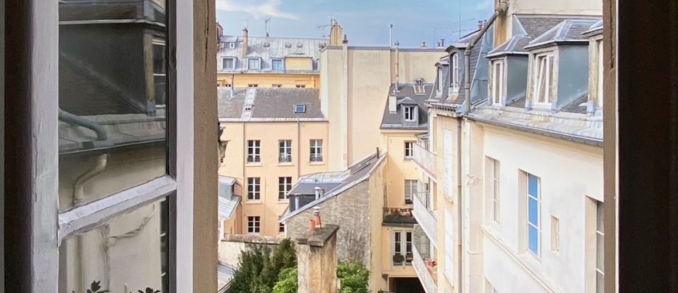 Duplex 4 rooms of 75 m² in Versailles (78000)