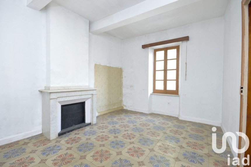 Traditional house 7 rooms of 153 m² in Camplong-d'Aude (11200)