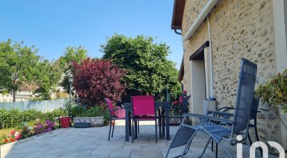 Village house 5 rooms of 120 m² in Courtomer (77390)