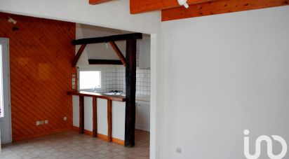 Village house 2 rooms of 37 m² in Gizay (86340)