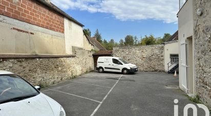 Building in Thiers-sur-Thève (60520) of 300 m²