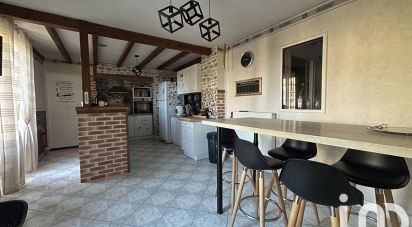 Maison 7 pièces de 184 m² à Saint-Varent (79330)