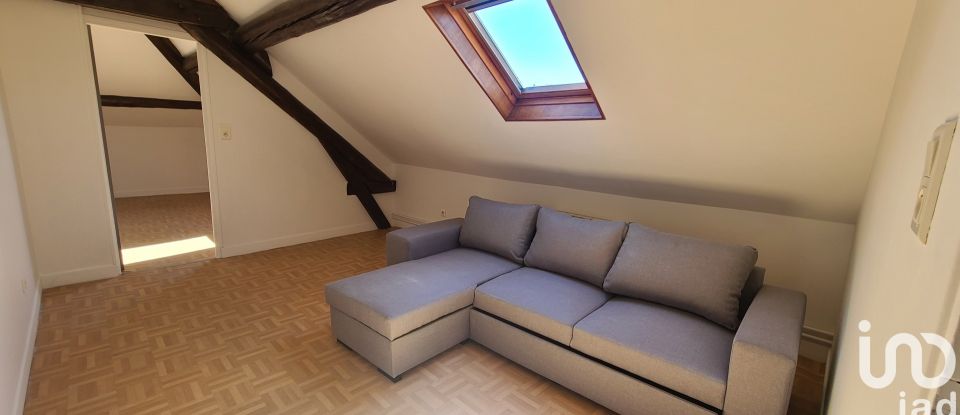 Appartement 2 pièces de 33 m² à Sedan (08200)