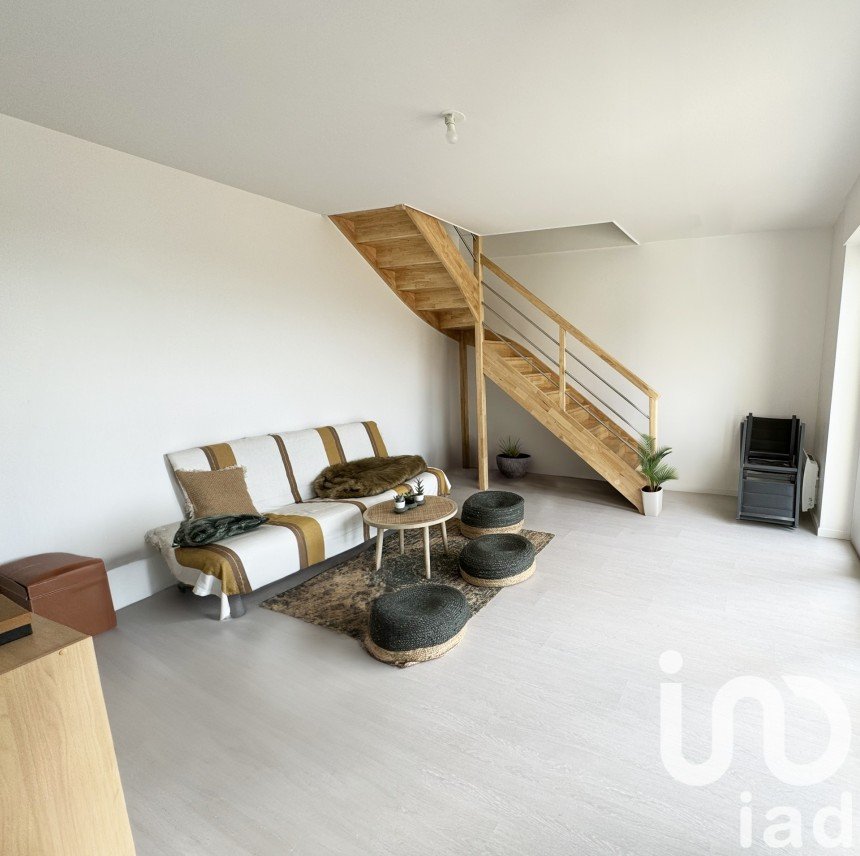 Apartment 3 rooms of 71 m² in Coupvray (77700)