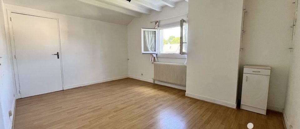 Maison 7 pièces de 165 m² à Bois-d'Arcy (78390)