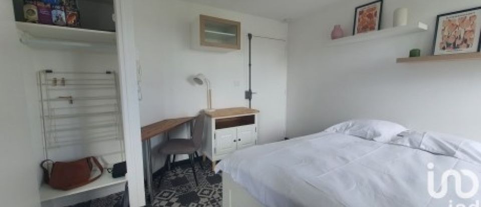 Studio 1 room of 19 m² in Marolles-en-Hurepoix (91630)