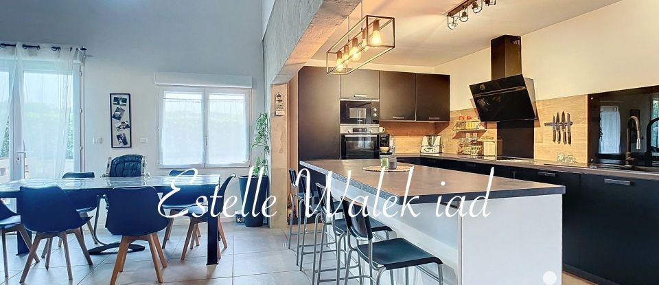 Maison 6 pièces de 144 m² à Sommerviller (54110)