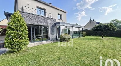 House 6 rooms of 157 m² in Pancé (35320)