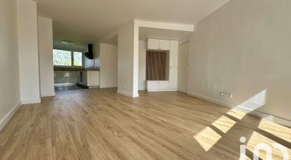 Appartement 3 pièces de 65 m² à Les Ulis (91940)