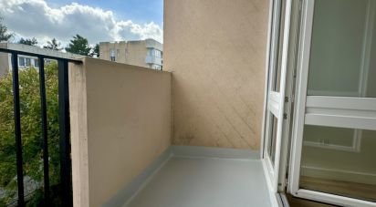 Appartement 3 pièces de 65 m² à Les Ulis (91940)