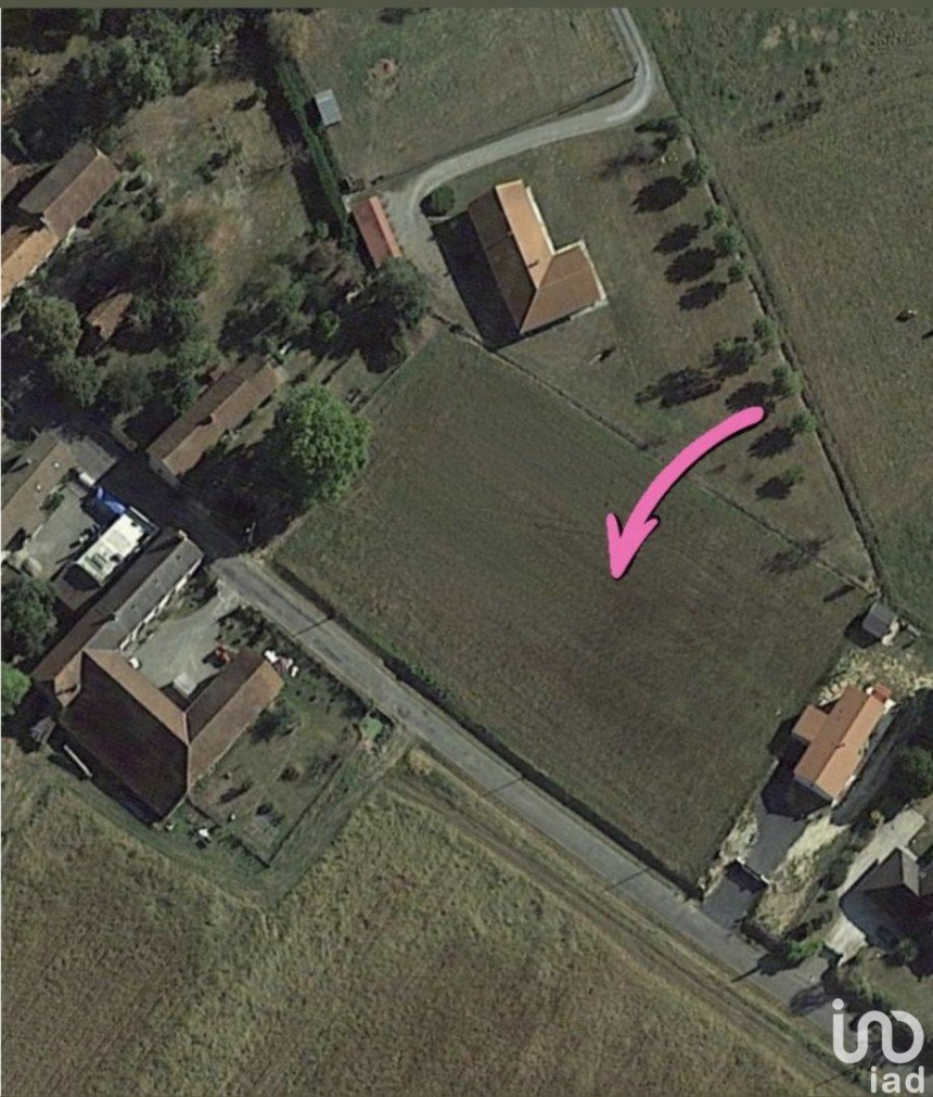 Land of 1,120 m² in Saint-Lézer (65500)