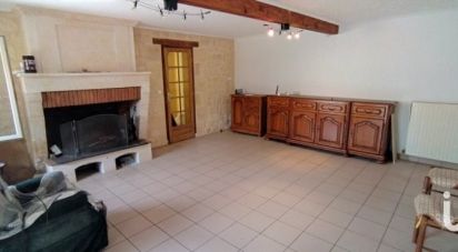 House 5 rooms of 120 m² in Les Églisottes-et-Chalaures (33230)