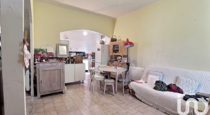 Traditional house 4 rooms of 120 m² in Marseille (13011)