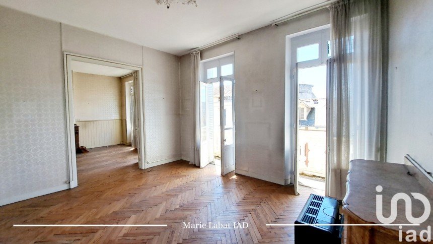 Apartment 4 rooms of 119 m² in Tarbes (65000)