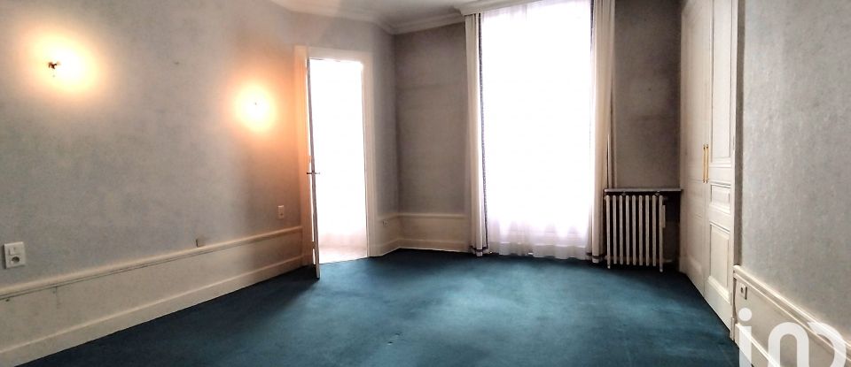 Apartment 7 rooms of 181 m² in Saint-Étienne (42000)