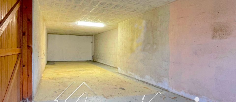 House 4 rooms of 92 m² in Saint-André-le-Gaz (38490)