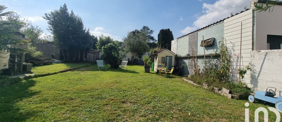 House 6 rooms of 127 m² in Saint-Sébastien-sur-Loire (44230)