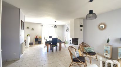 Pavillon 5 pièces de 98 m² à Briarres-sur-Essonne (45390)