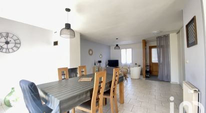 Pavillon 5 pièces de 98 m² à Briarres-sur-Essonne (45390)