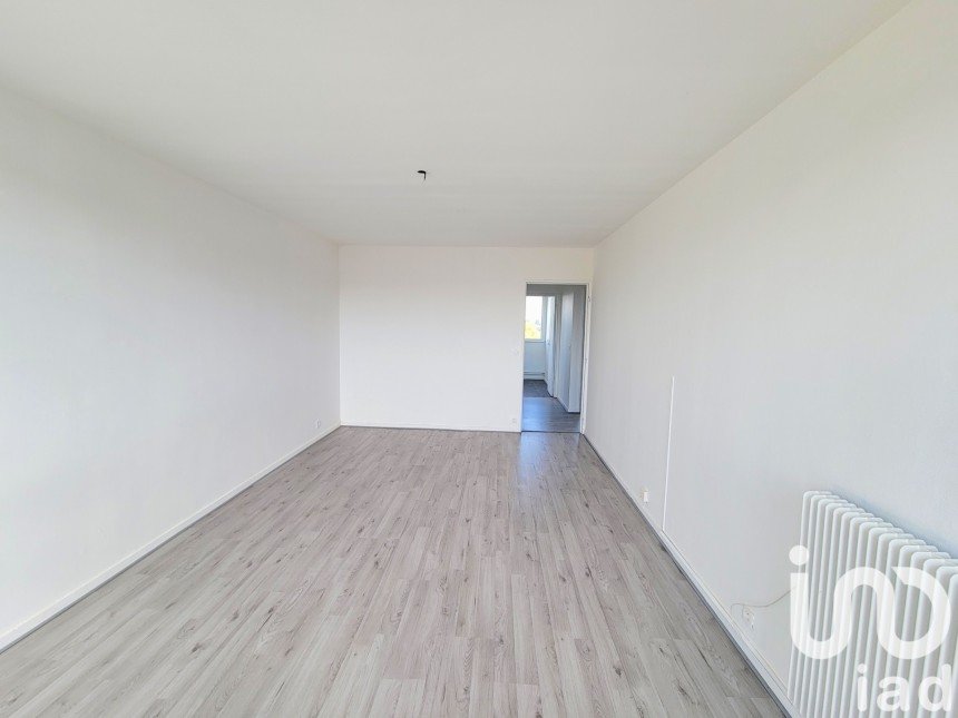 Appartement 2 pièces de 49 m² à Villemomble (93250)