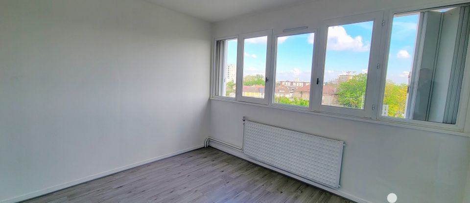 Appartement 2 pièces de 49 m² à Villemomble (93250)