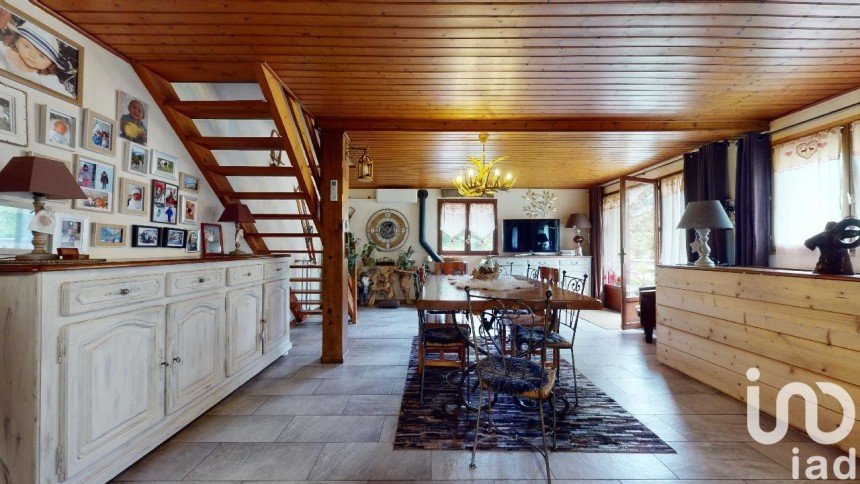 Traditional house 7 rooms of 121 m² in Cauterets (65110)