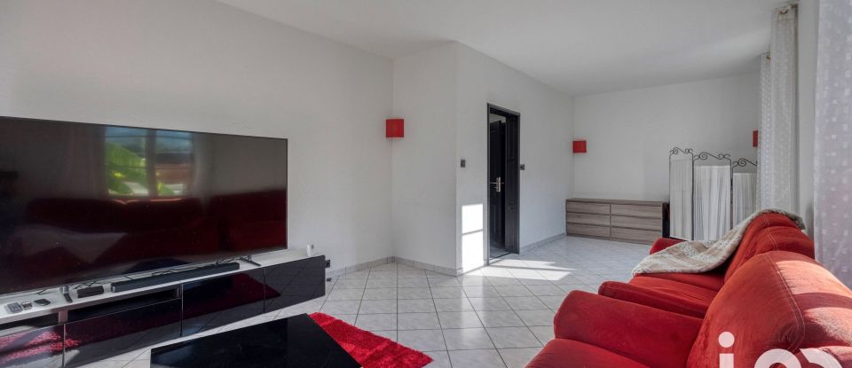 Maison 6 pièces de 177 m² à Domène (38420)