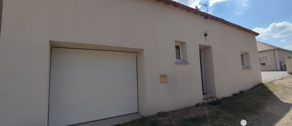 House 4 rooms of 92 m² in Cléry-Saint-André (45370)