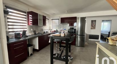 Maison 3 pièces de 82 m² à Assevillers (80200)