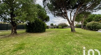 Land of 1,070 m² in Saint-Germain-du-Puch (33750)