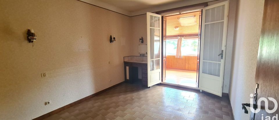 Maison 6 pièces de 120 m² à Llupia (66300)