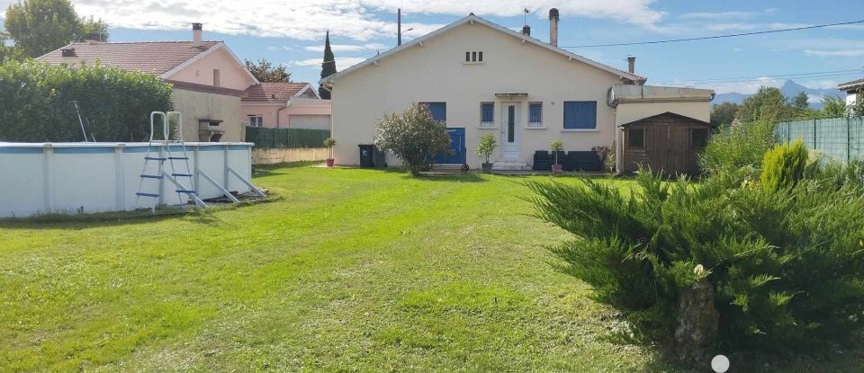 Maison de village 4 pièces de 85 m² à Soues (65430)