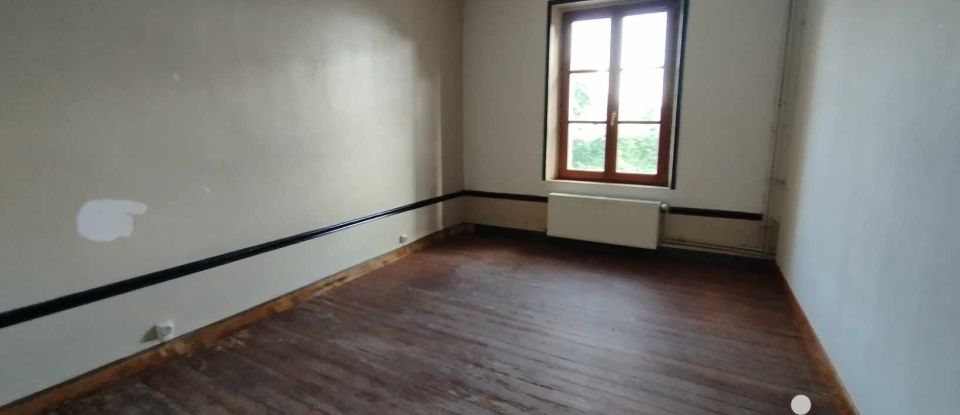 Village house 5 rooms of 144 m² in Moulins (02160)