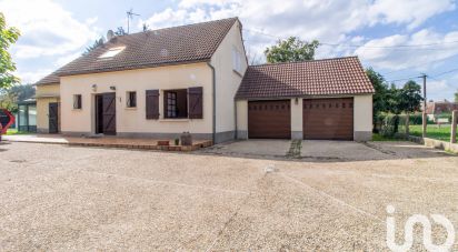 Maison 6 pièces de 120 m² à Saint-Martin-d'Abbat (45110)