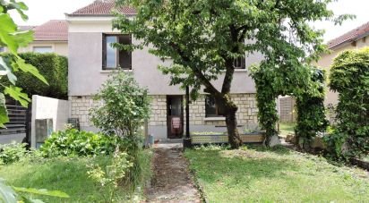 Maison 5 pièces de 210 m² à Antony (92160)