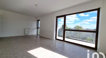 Apartment 3 rooms of 73 m² in Reims (51100)