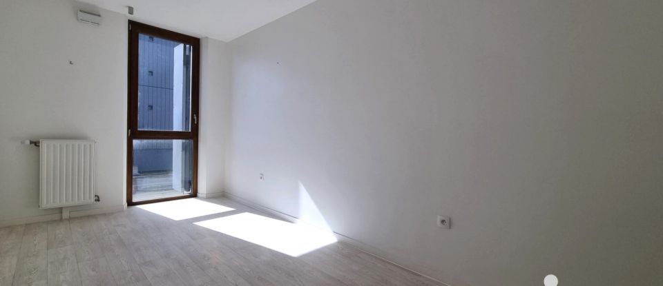 Appartement 3 pièces de 73 m² à Reims (51100)