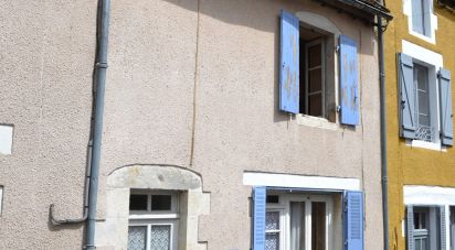 Village house 3 rooms of 84 m² in La Trimouille (86290)