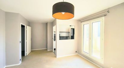 Appartement 2 pièces de 49 m² à Dammarie-les-Lys (77190)