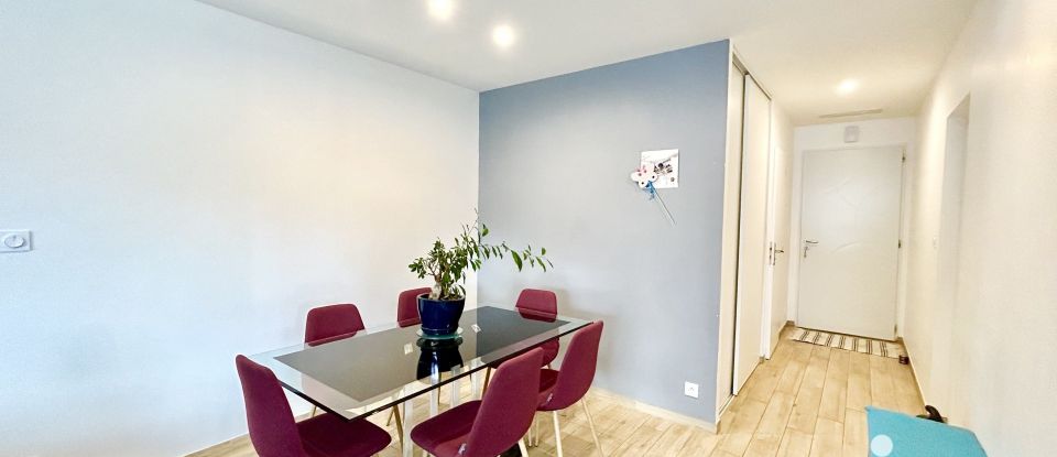 Maison 5 pièces de 102 m² à Le Gua (17600)