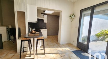 Town house 4 rooms of 100 m² in Roubaix (59100)