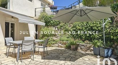 Traditional house 5 rooms of 120 m² in Carnoux-en-Provence (13470)