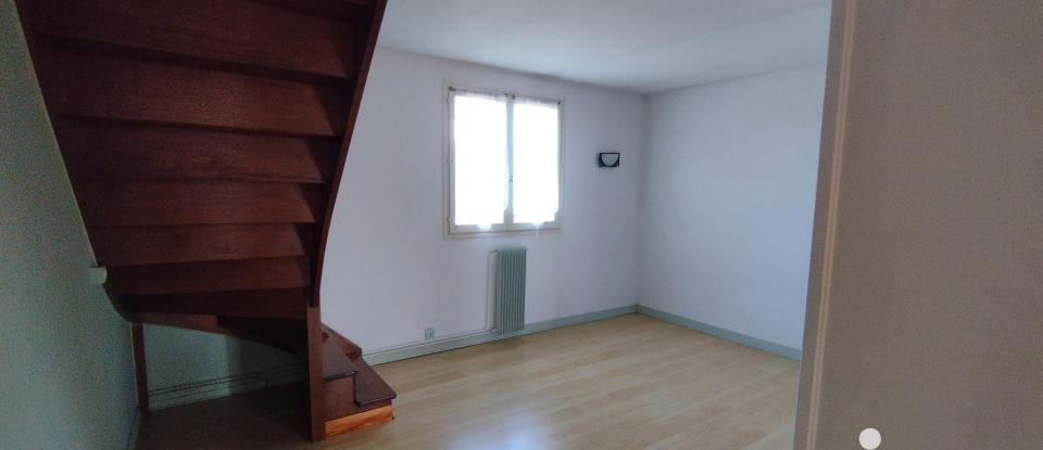 House 6 rooms of 148 m² in Achères (78260)