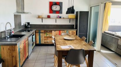 Appartement 4 pièces de 81 m² à Saint-Pierre (97410)